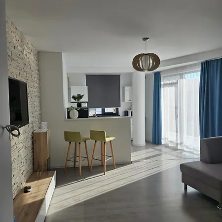 Aparthotel 10housemamaia *